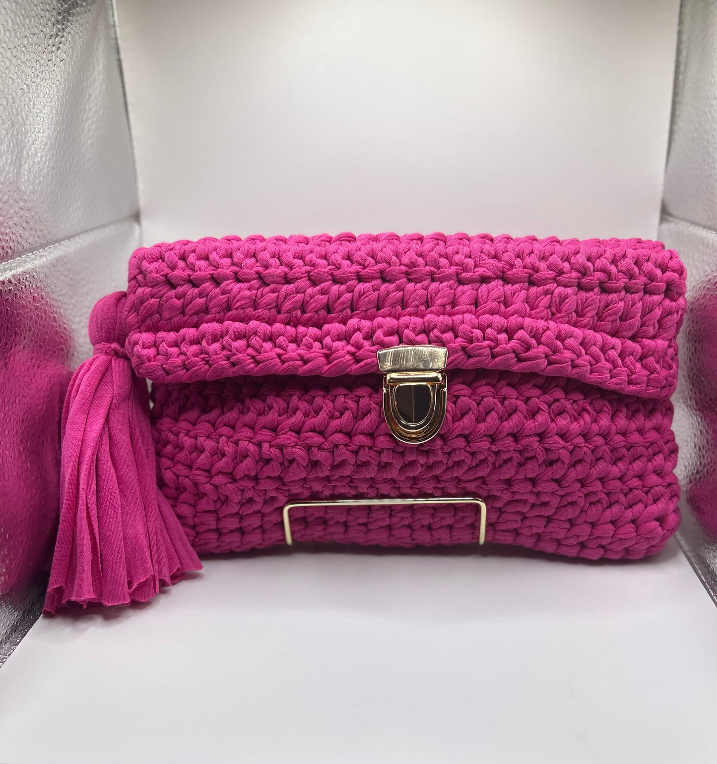 Fuschia T-shirt Yarn Clutch